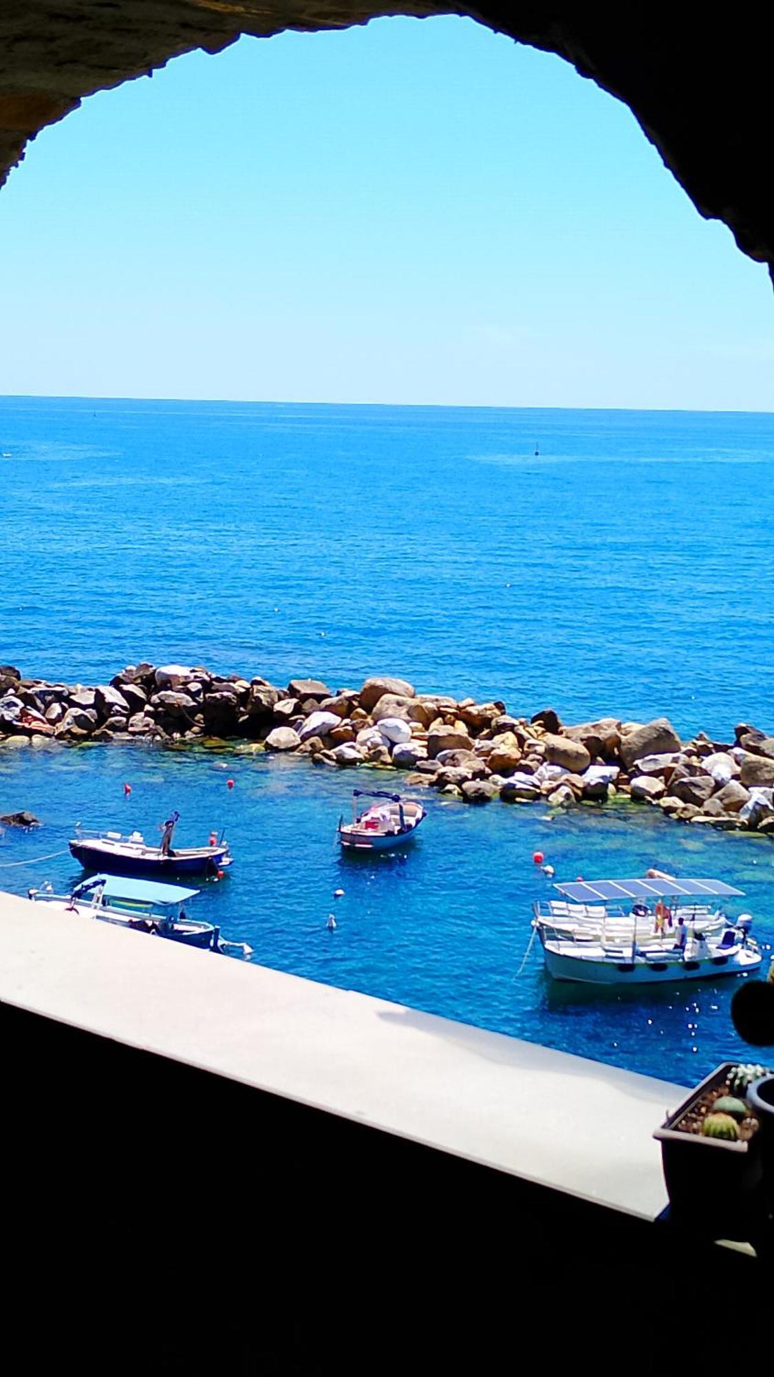 L'Incanto Divino Di Fronte Solo L'Orizzonte! 里奥马哲雷 外观 照片